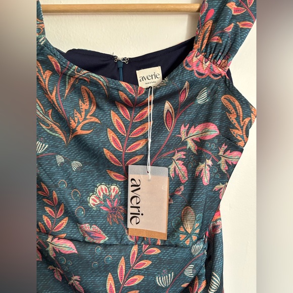 Averie Halley Ruched Floral Midi Dress Size Small - Picture 7 of 11